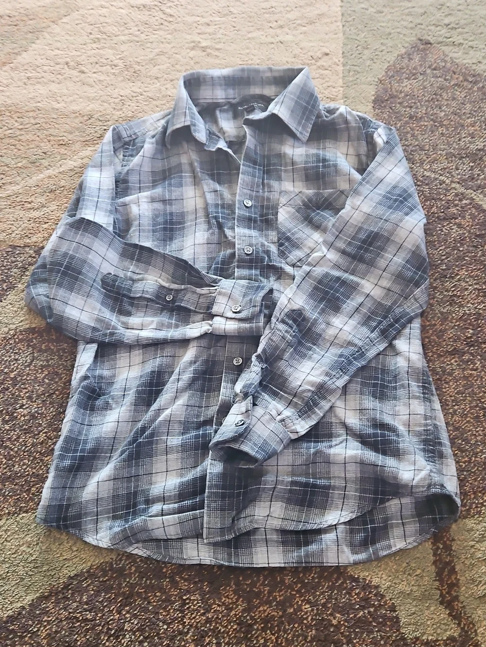 Banana Republic, Men's Blue Gray Plaid Button-Up Shirt